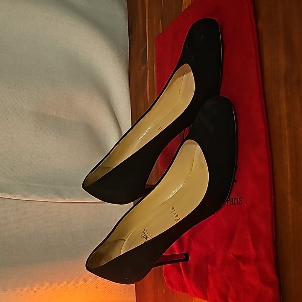 Christian Louboutin Ron Ron 85 black round toe suede heels size 38 - Picture 4 of 6